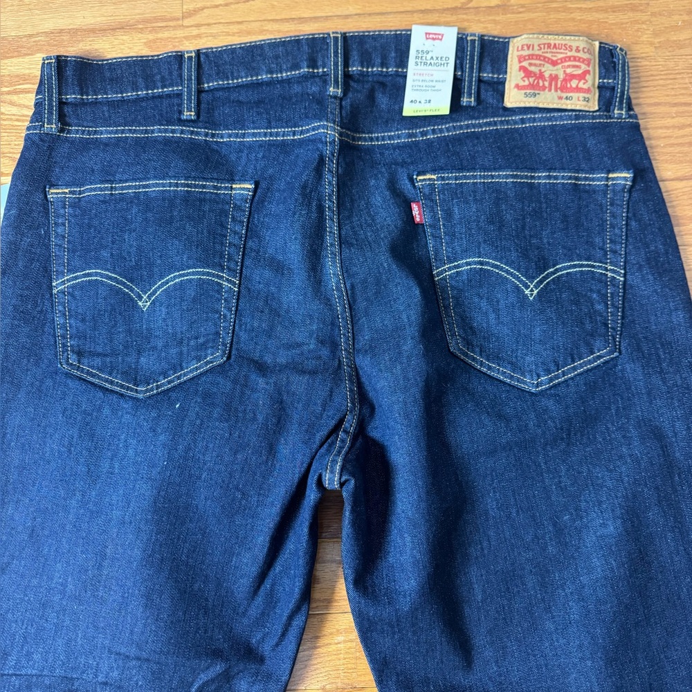 NWT Levi’s 559 Relaxed Straight stretch Dark Blue Jeans 40x32 - Picture 7 of 8